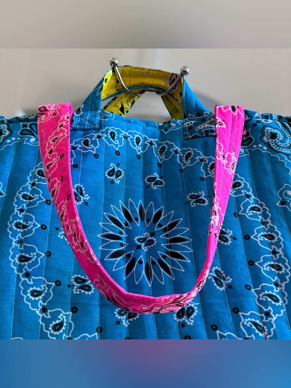 WHERE DID YOU GET THAT BAG Handmade Quilted Bandana Bag Turquoise & Pink - Picture 6 of 16